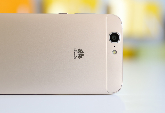 AG7ܷԽHTC One ٴLȫ