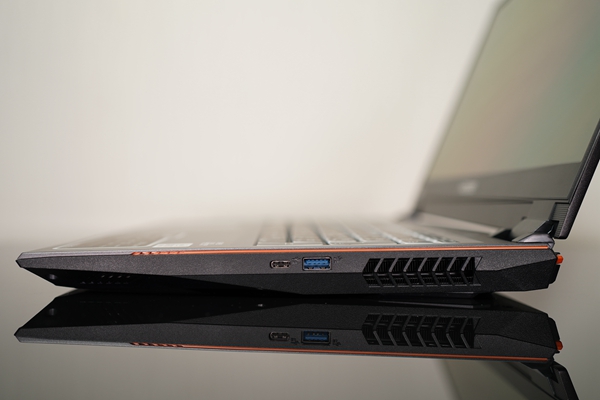 Ԍ ʮi7+RTX2070 Super+4K OLED ۑZ10Αuy